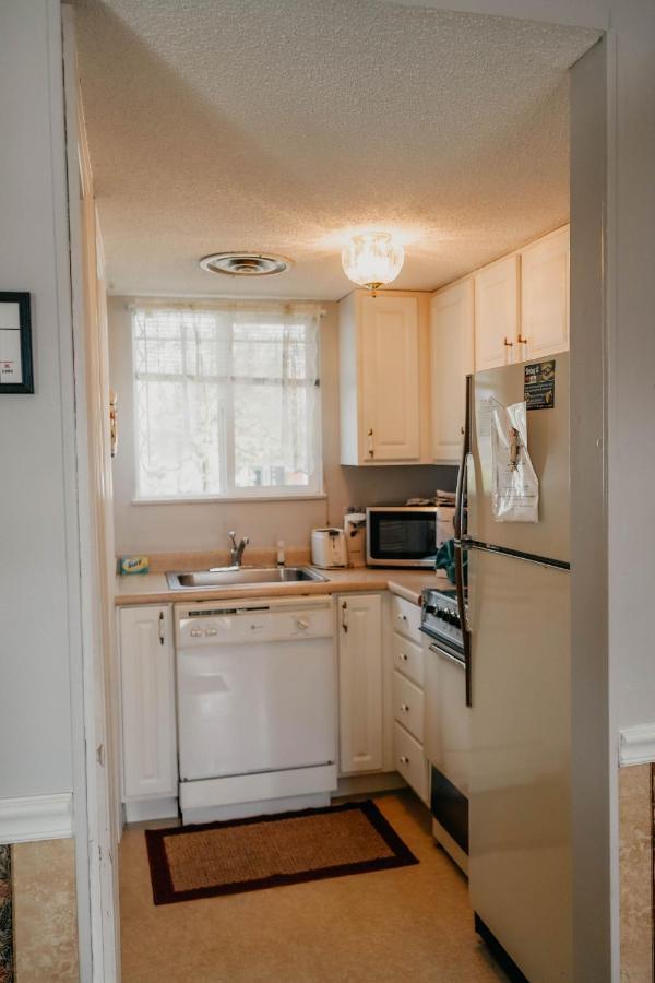 Smoky Mountains Studio With Balcony Gatlinburg Exterior photo